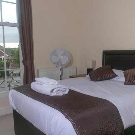 The Lawns Guest House Retford Exterior photo