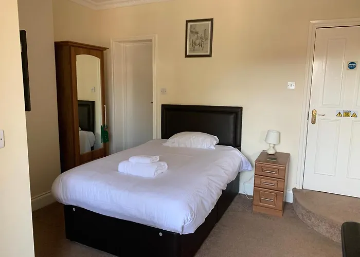 The Lawns Guest House