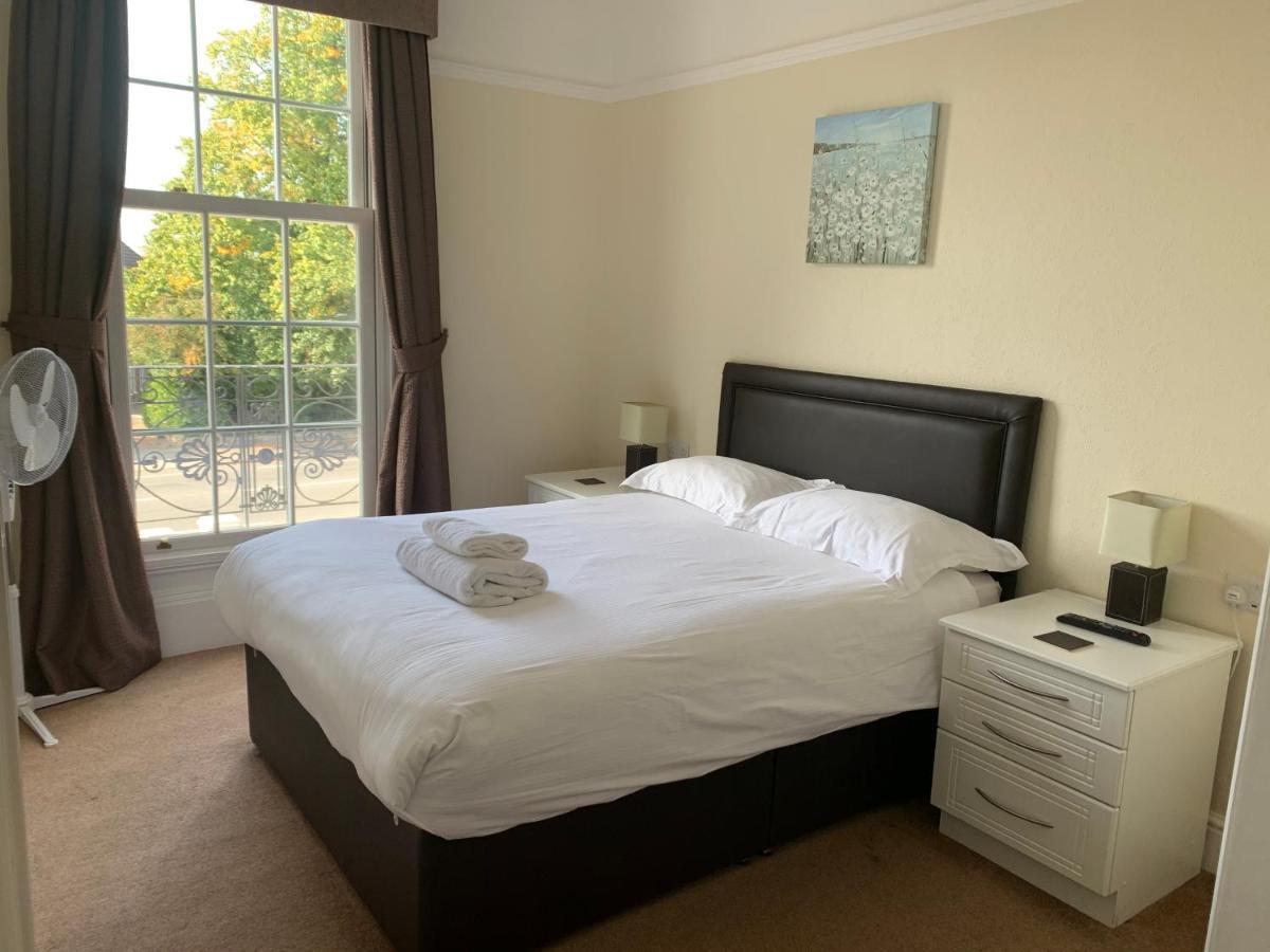 The Lawns Guest house 4*