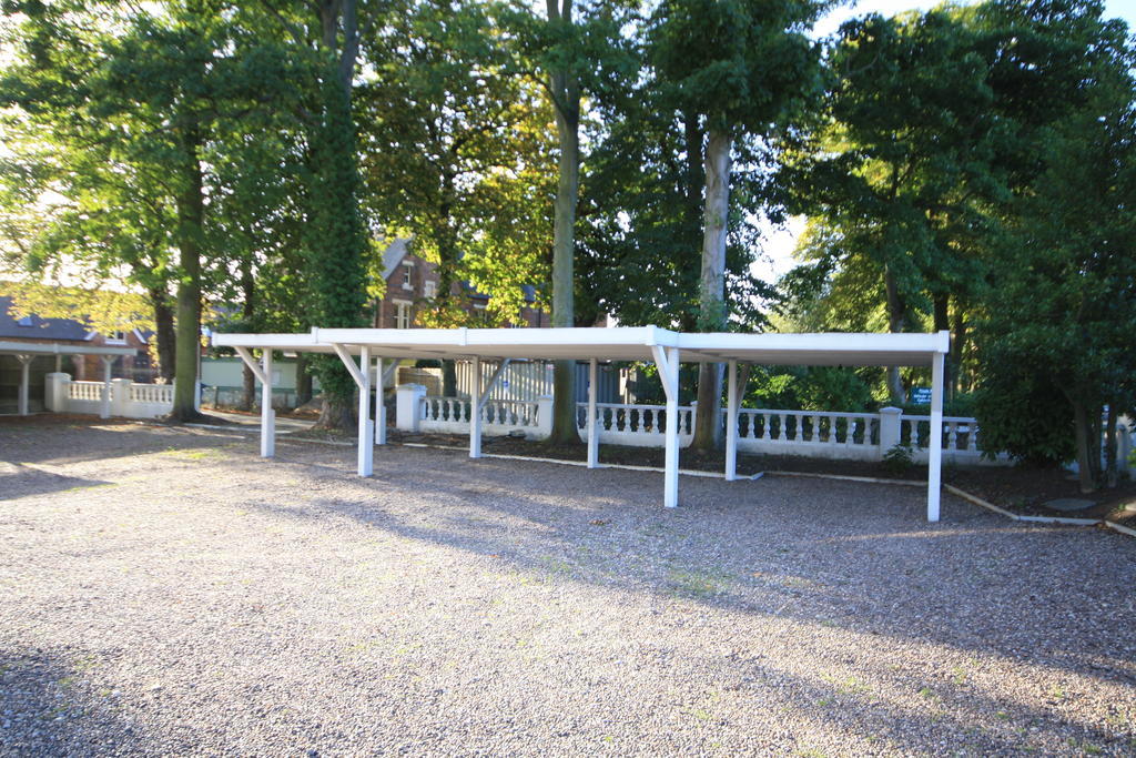 Guest house The Lawns